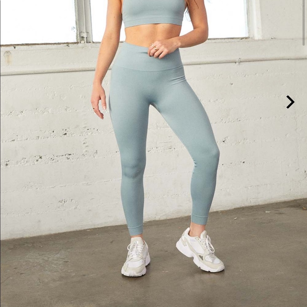 SET ACTIVE leggings in color rain size XS/S